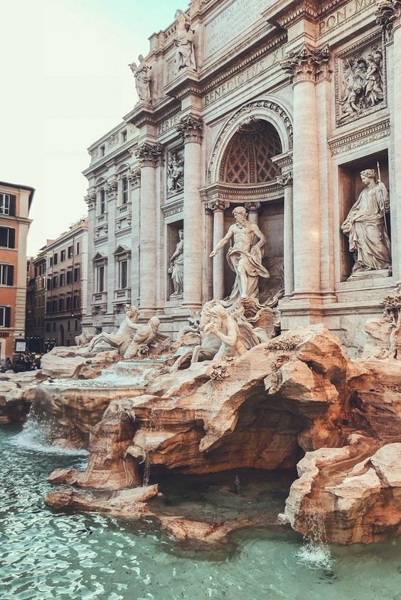 fontana di trevi